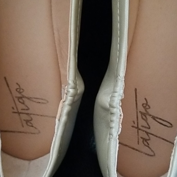 Látigo womens  flat & loafers shoes size 7M - Picture 11 of 12